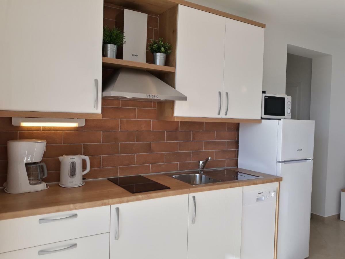 Haus Mit Meerblick Lopar Exteriér fotografie
